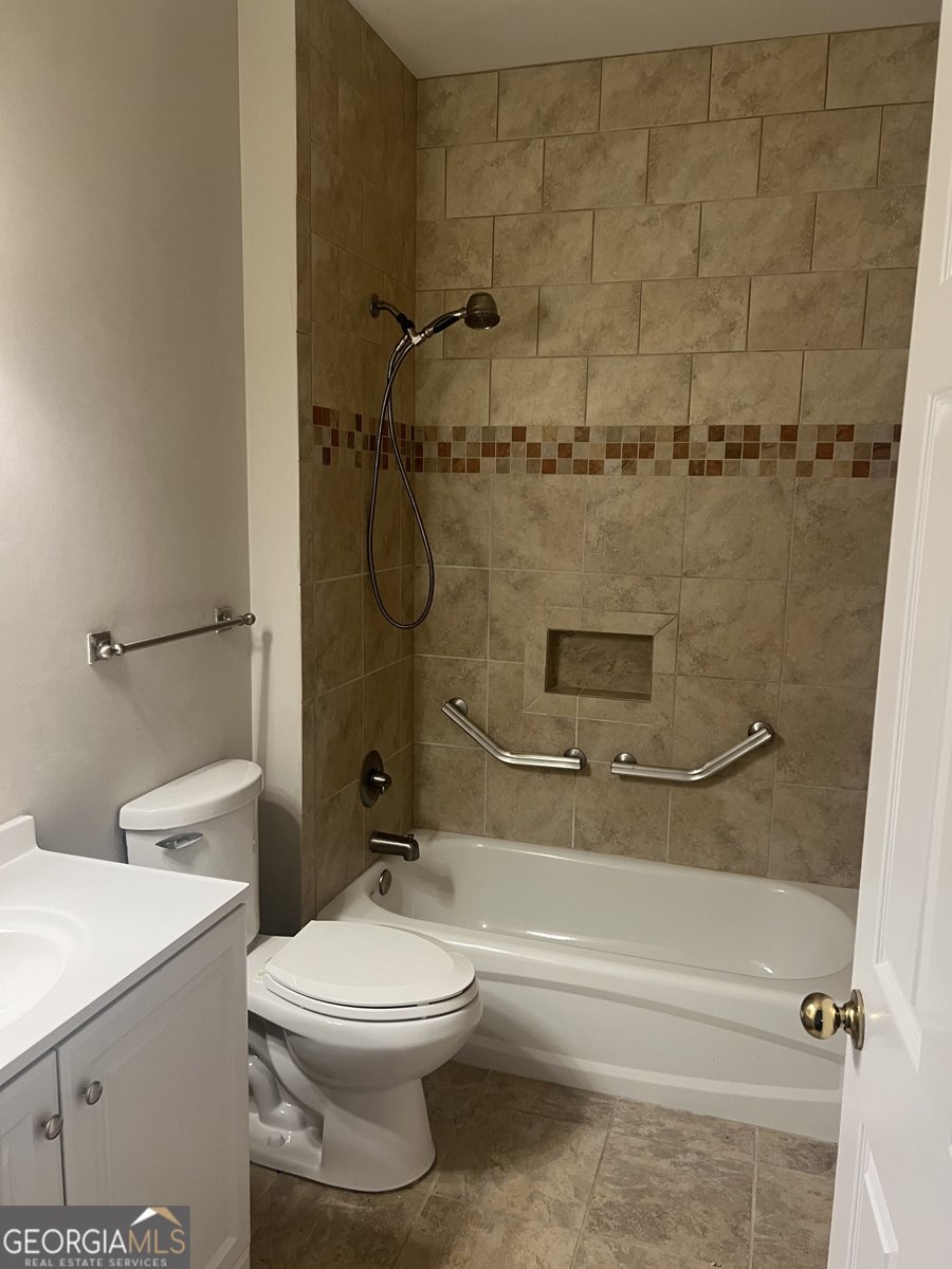 392 Brookwater Court Stone Mountain - Photo 22