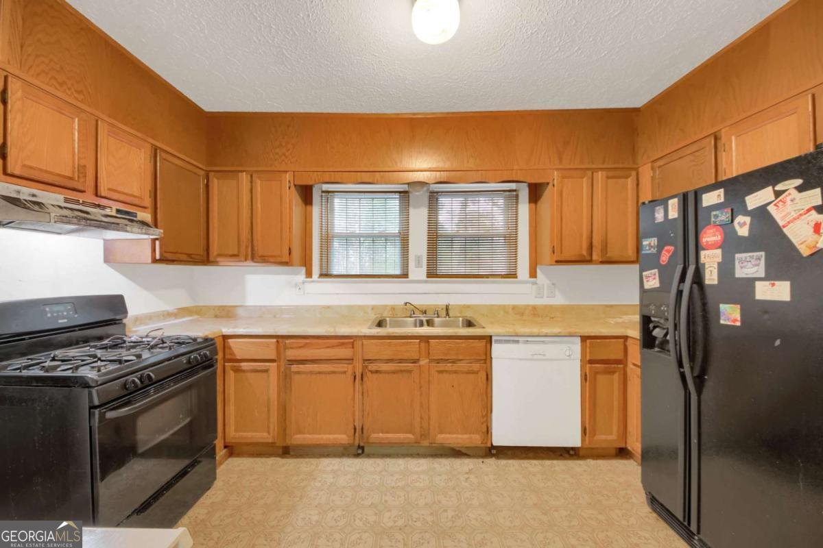 6950 Dodd Road Riverdale - Photo 15