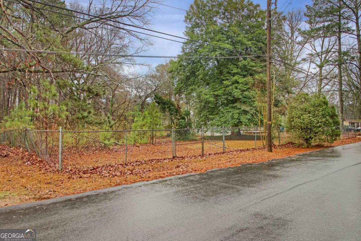 6950 Dodd Road Riverdale - Photo 22