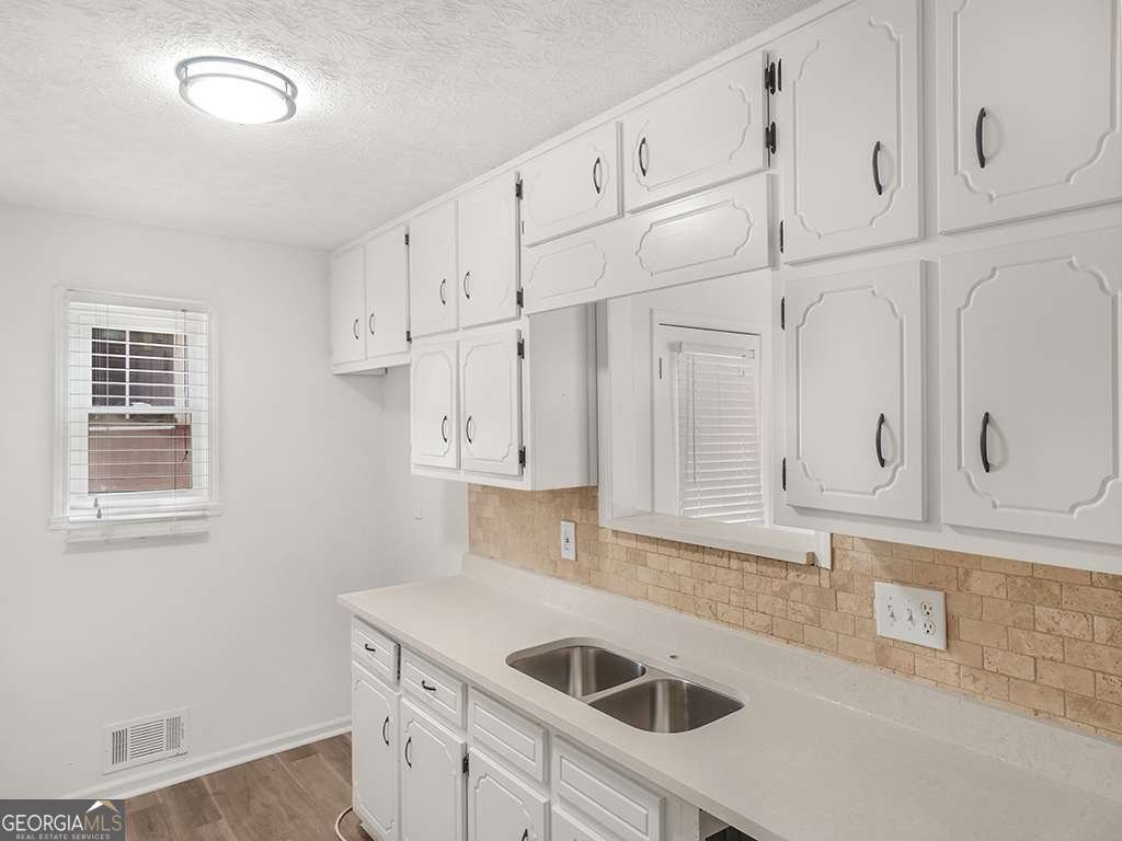 117 Spring Street Stockbridge - Photo 6