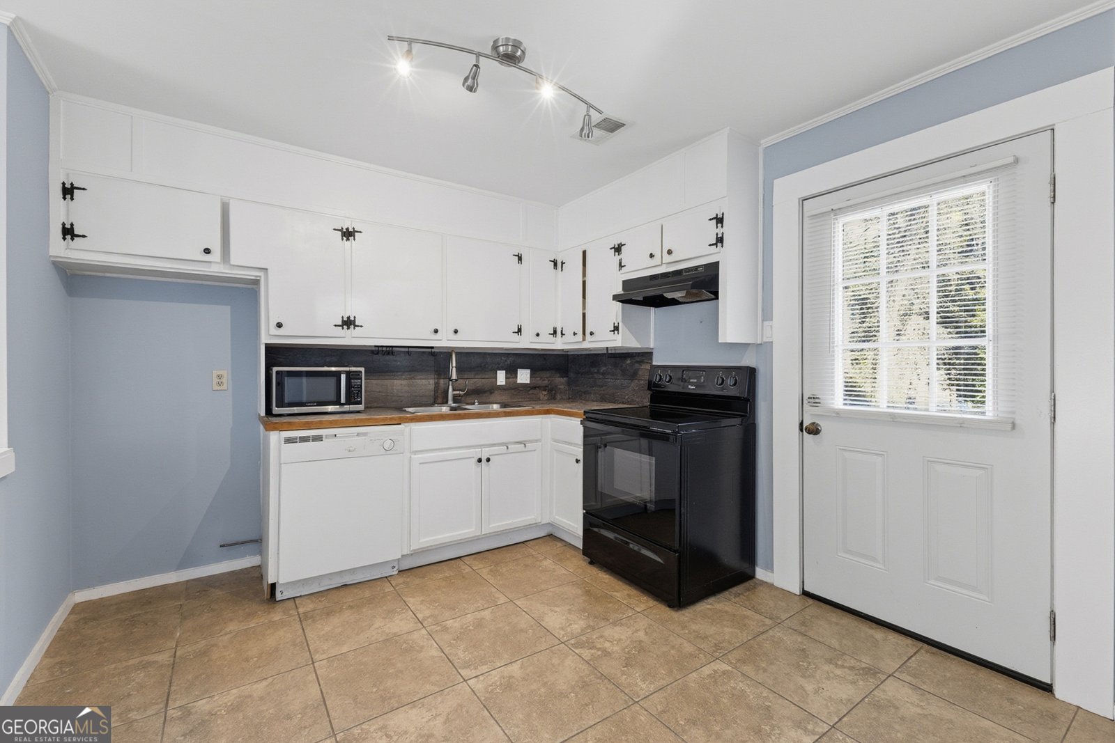 4810 Bartlett Road Forest Park - Photo 12