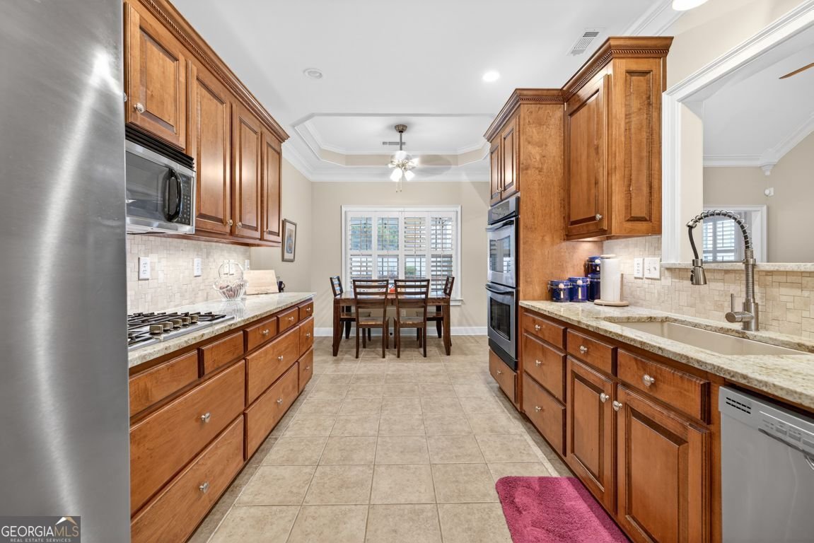 621 Berta Court Loganville - Photo 9