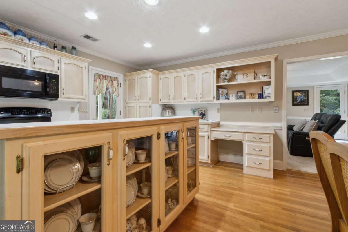 83 Russell Road Lawrenceville - Photo 9