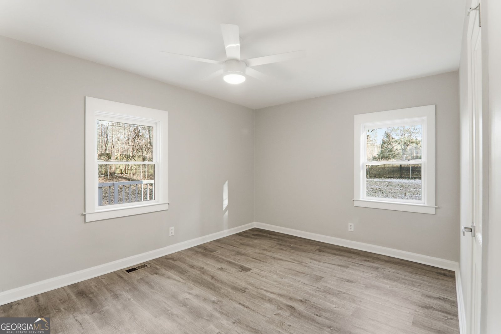 5745 Royale Court Cumming - Photo 12