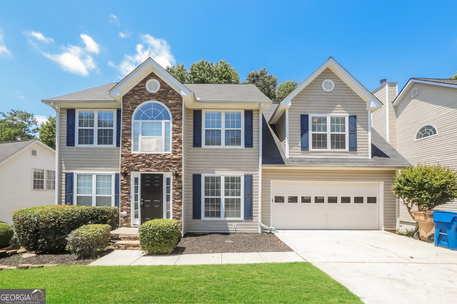 971 Simon Park Circle Lawrenceville - Photo 1