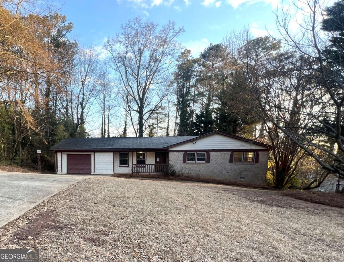 86 Earle Court Lawrenceville - Photo 1