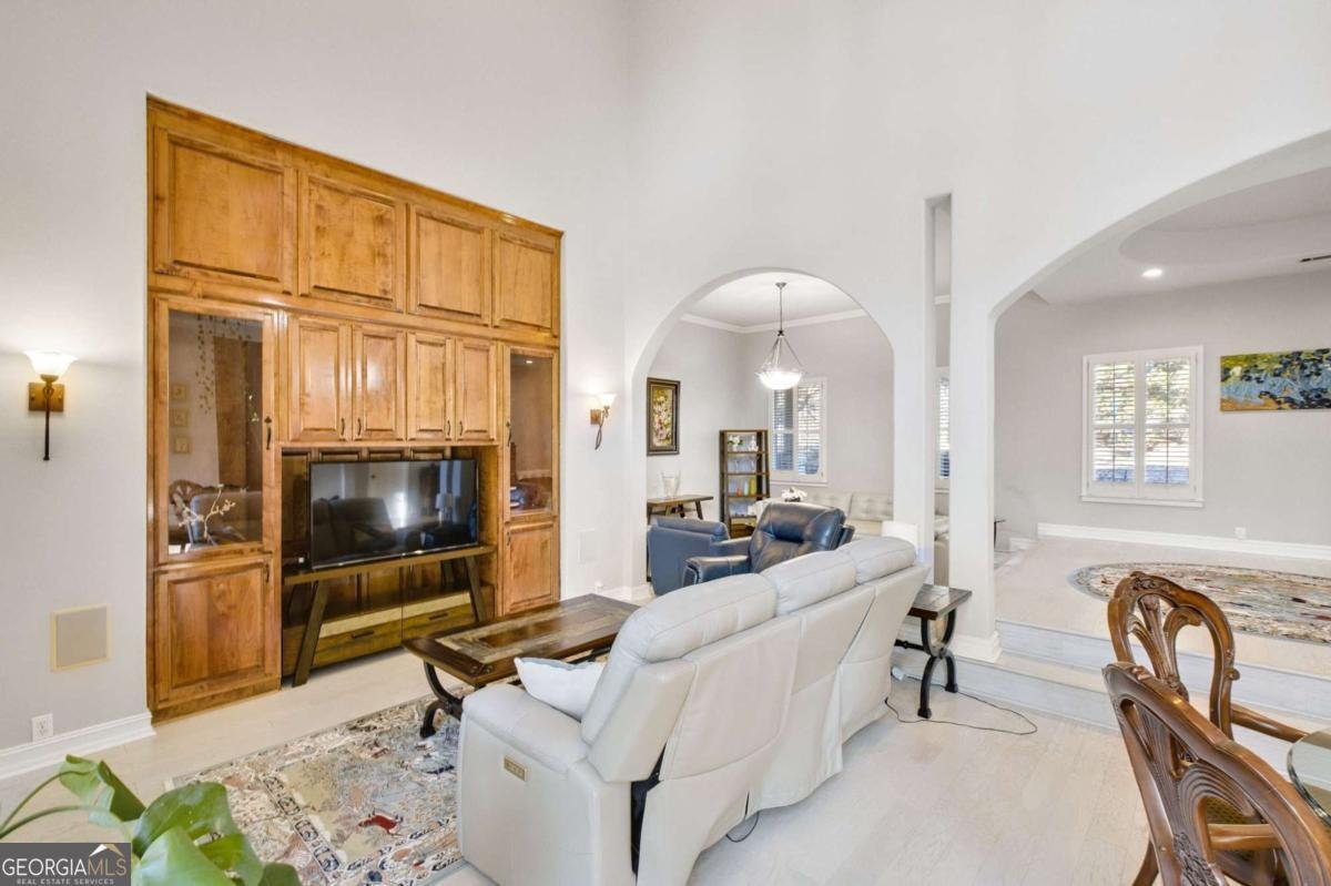 1001 Golf Estates Drive Woodstock - Photo 10