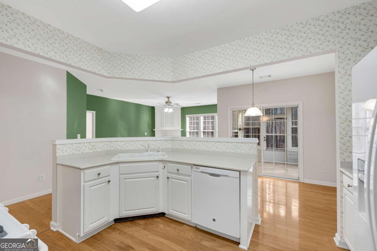 132 Churchcliff Drive Woodstock - Photo 19