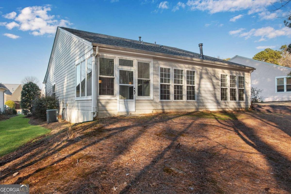 132 Churchcliff Drive Woodstock - Photo 37