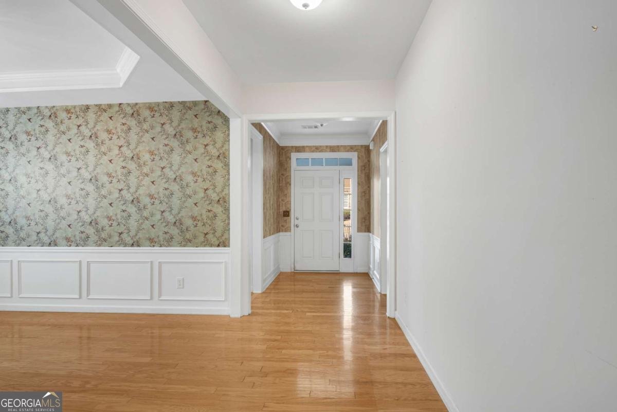 132 Churchcliff Drive Woodstock - Photo 6