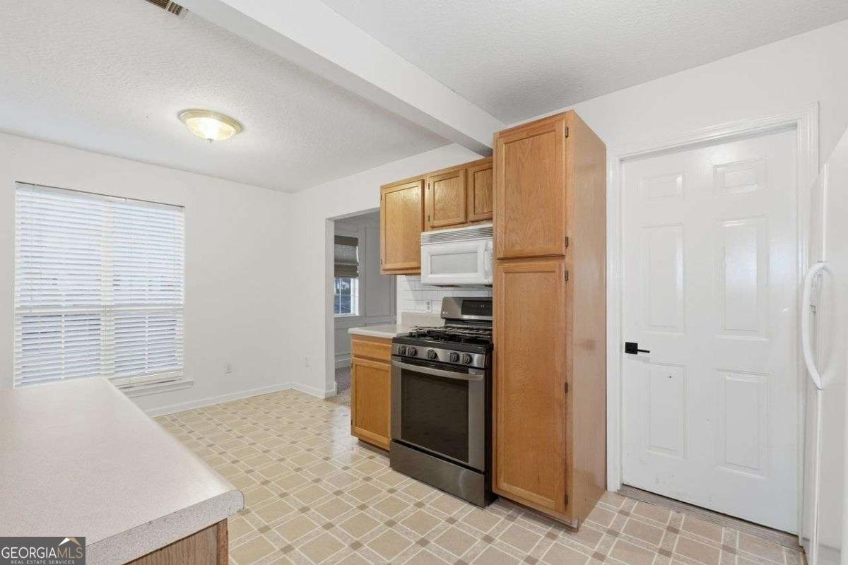 1032 Morgan Road Canton - Photo 9