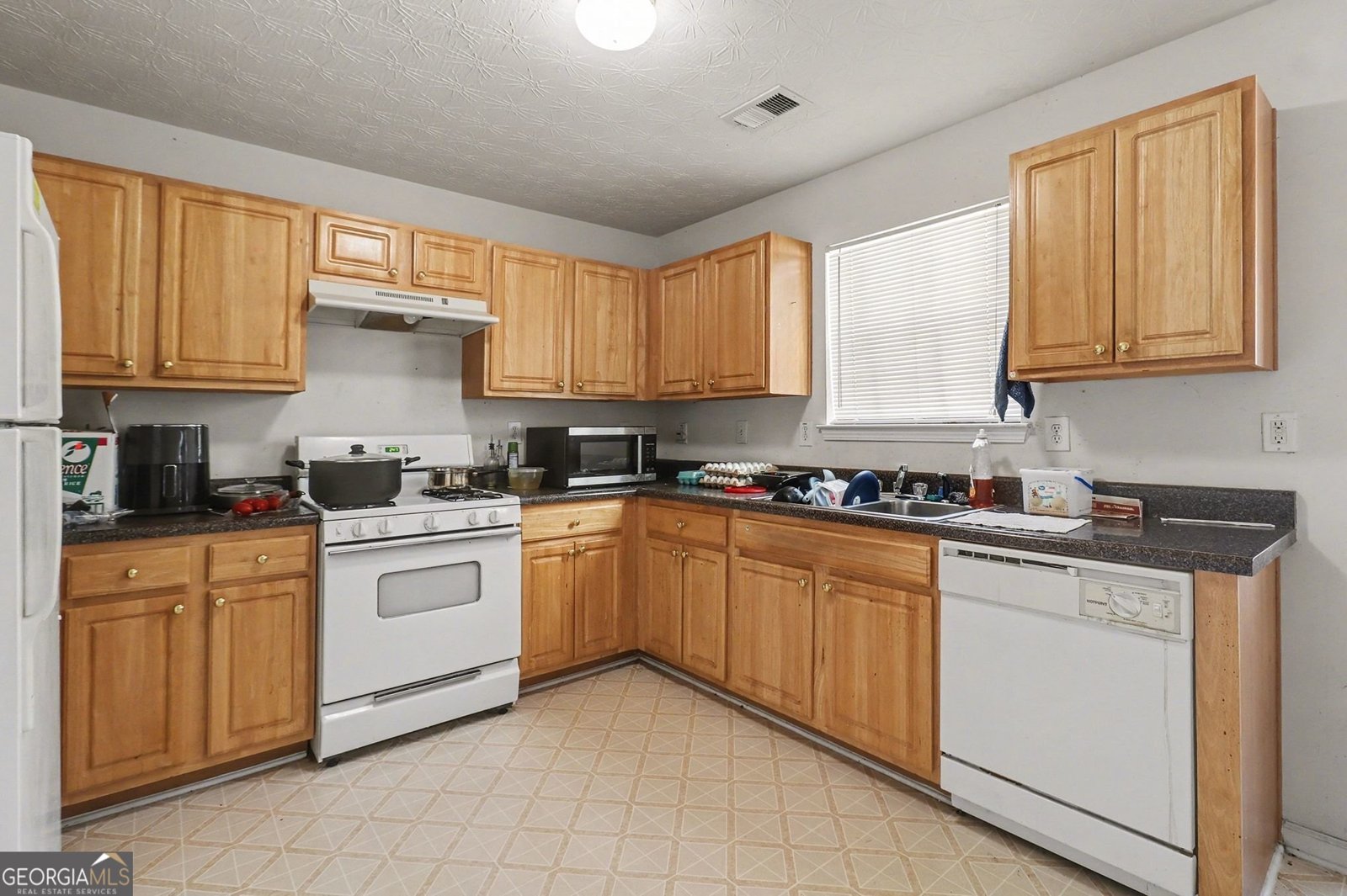 2571 Hills Riverdale - Photo 6