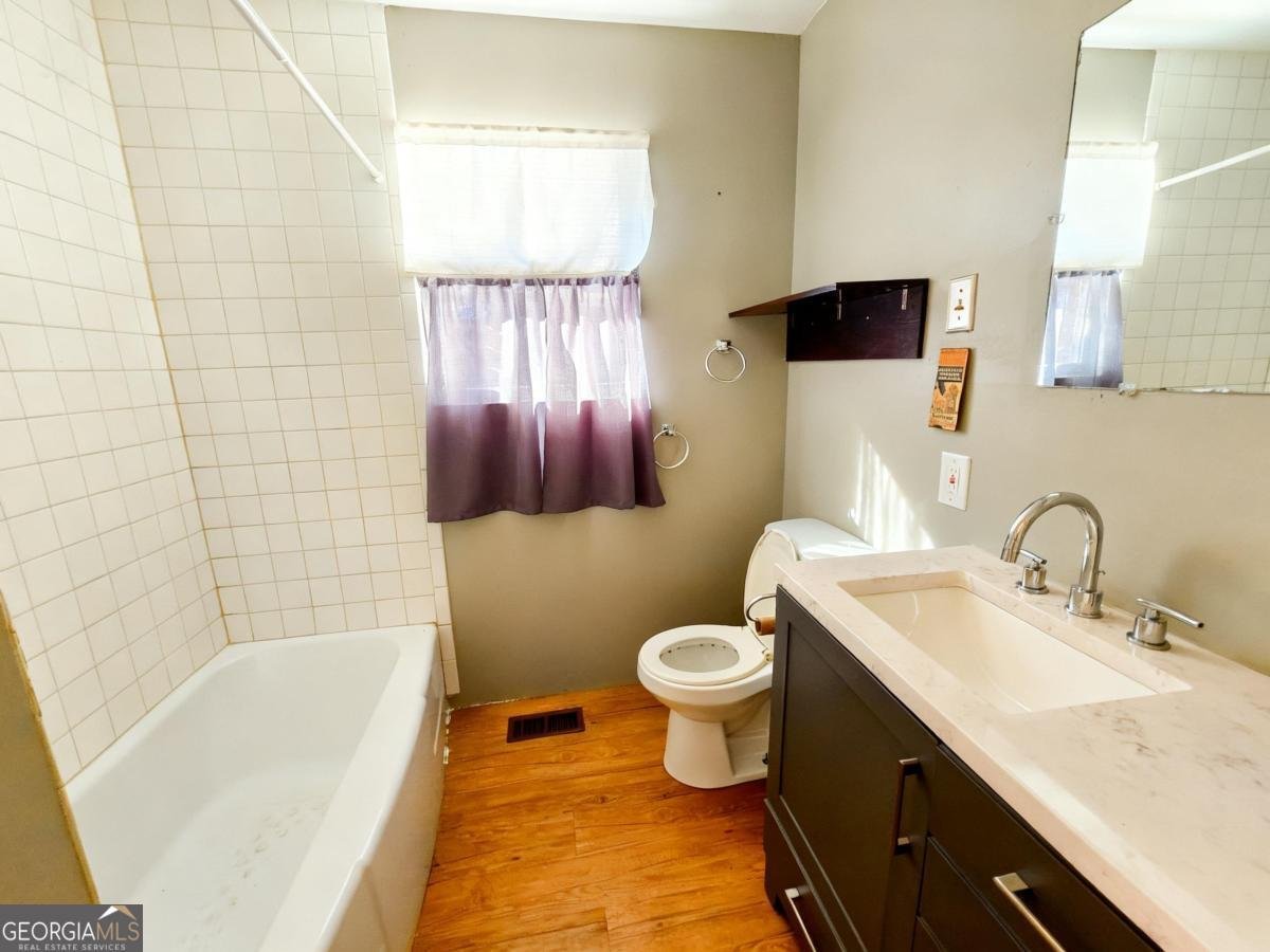 703 West Street Greensboro - Photo 8