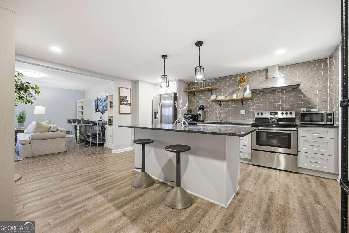 8110 Ball Mill Rd Sandy Springs - Photo 24