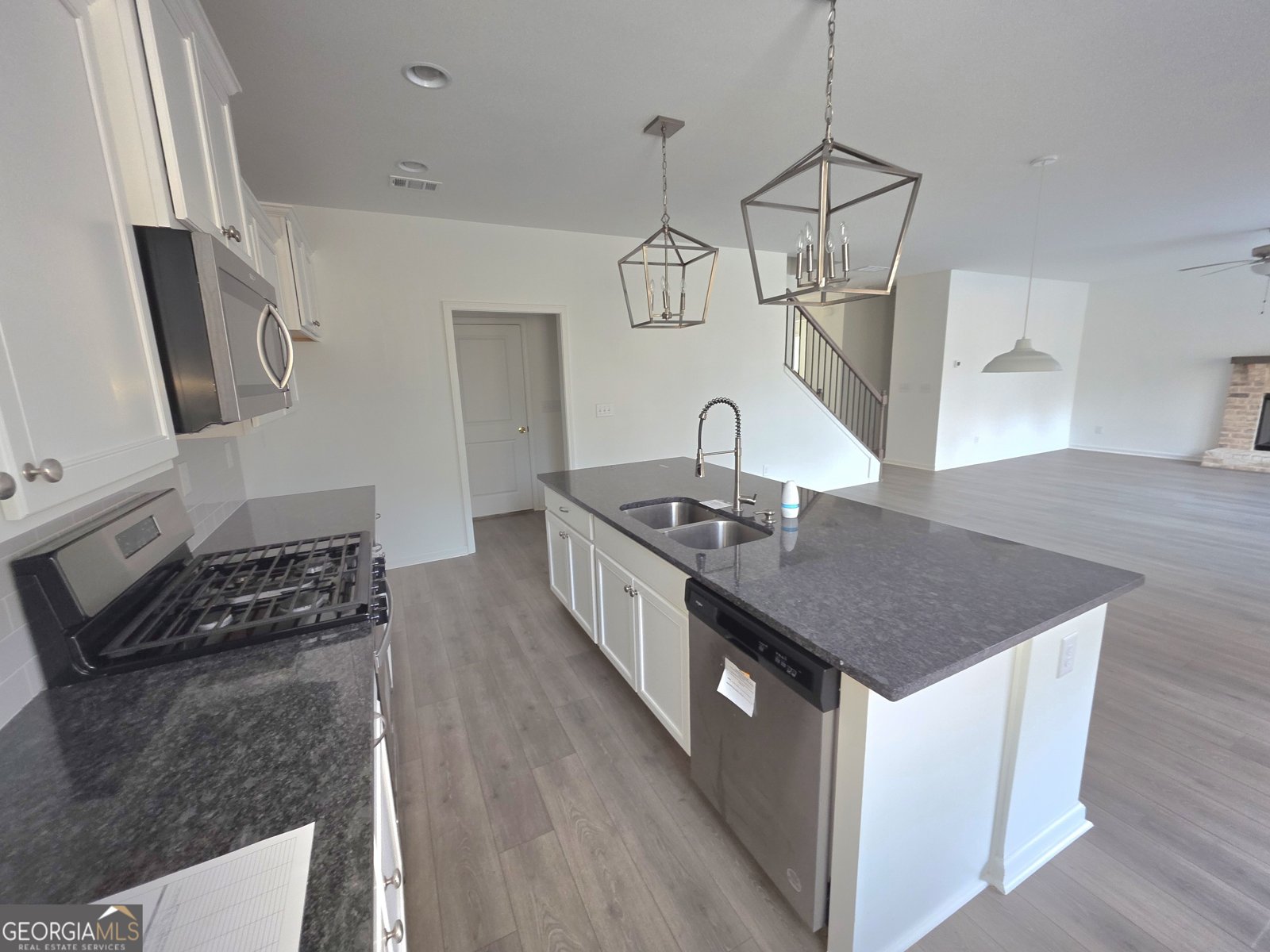 225 Borders Street Jefferson - Photo 6