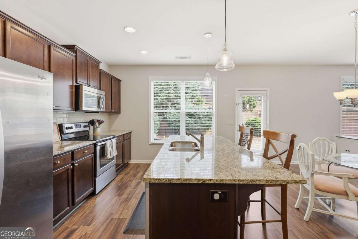 5907 Waterway Place Flowery Branch - Photo 12