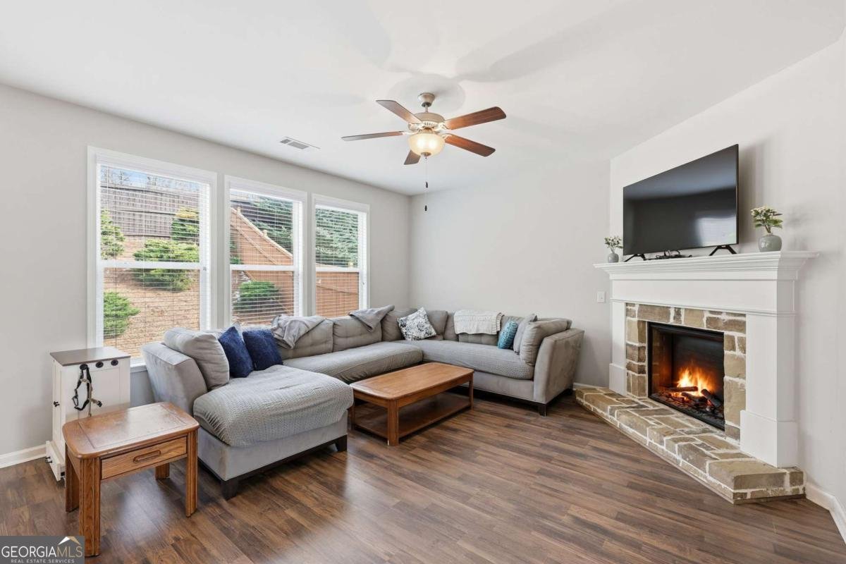 5907 Waterway Place Flowery Branch - Photo 6