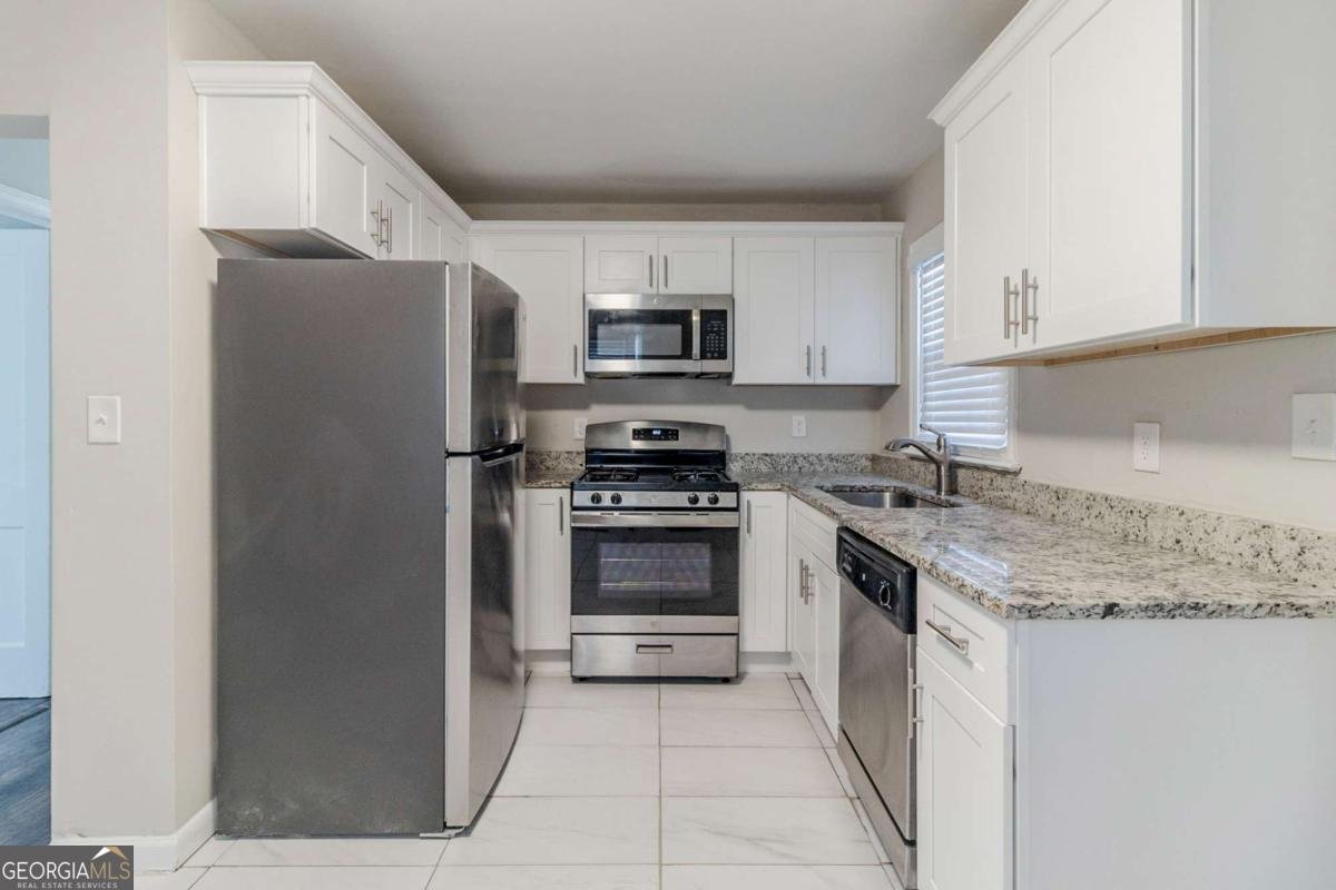 2446 Lynn Iris Drive Decatur - Photo 1