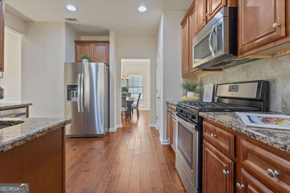 704 Flag Street Canton - Photo 14