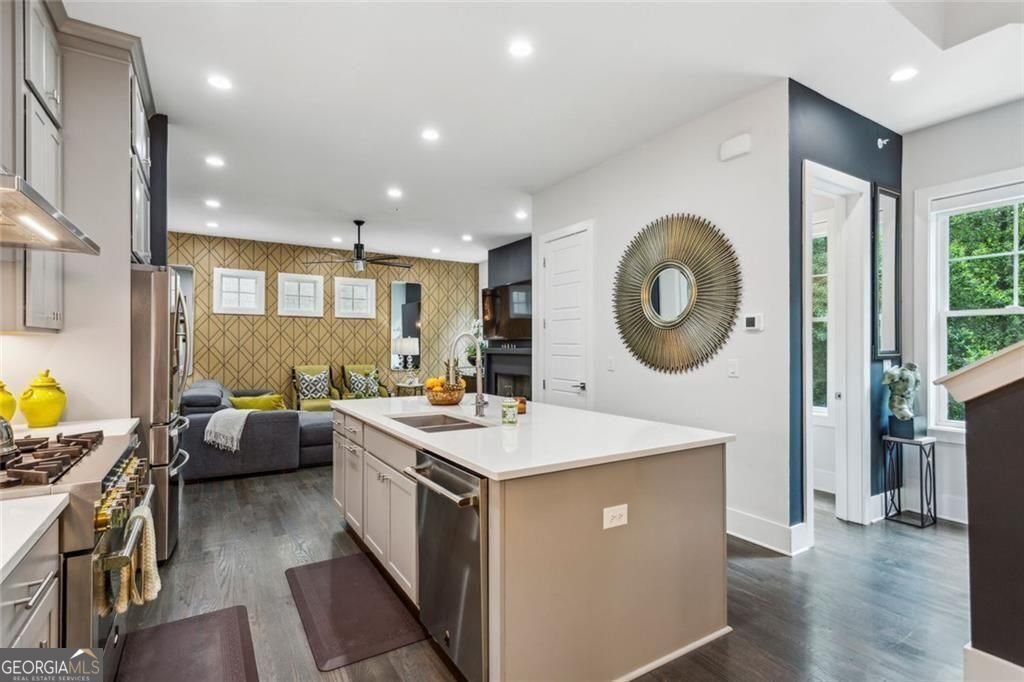 1821 Huntington Hills Lane Atlanta - Photo 12