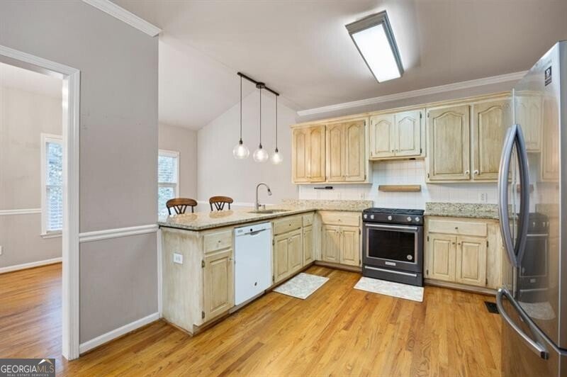 241 Falcon Pointe Court Canton - Photo 11