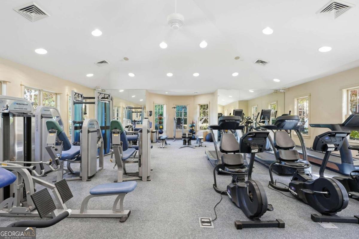 9931 MANCUNIAN Way Douglasville - Photo 33