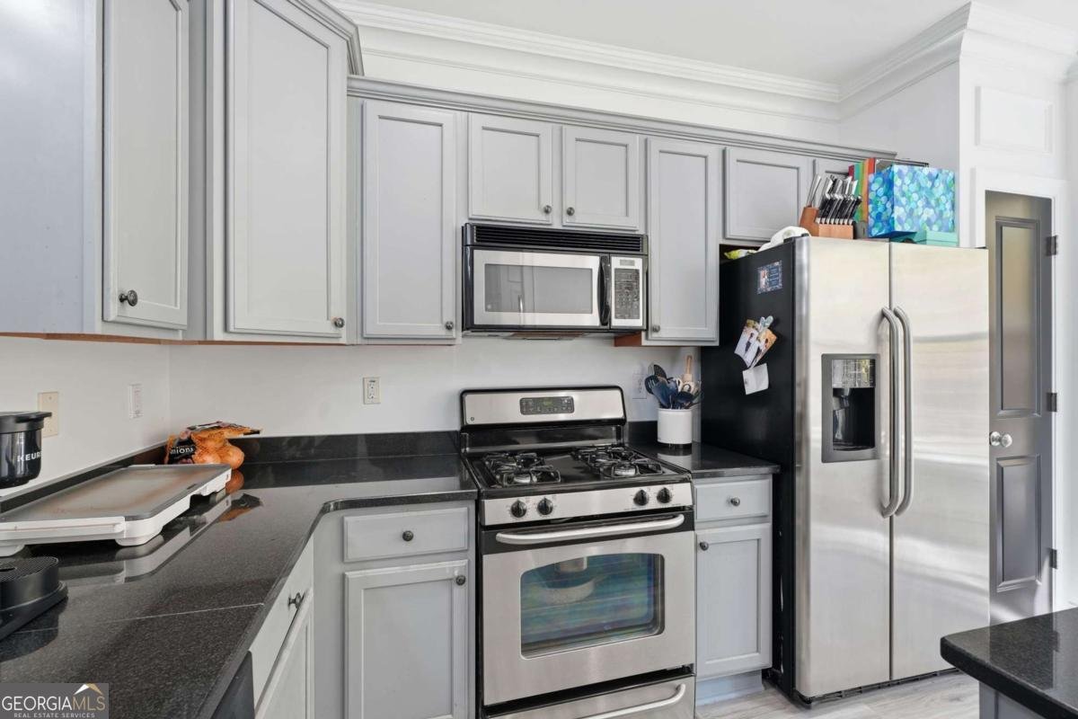 9931 MANCUNIAN Way Douglasville - Photo 9