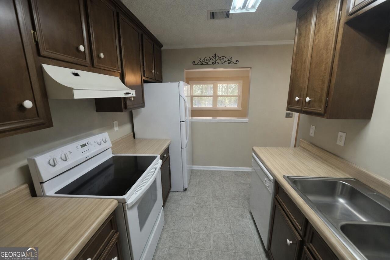 113 Manor Row Macon - Photo 16