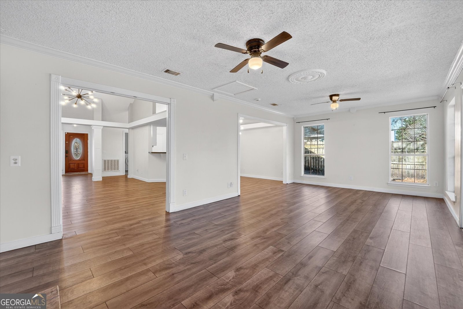 6 English Saddle Court Savannah - Photo 16