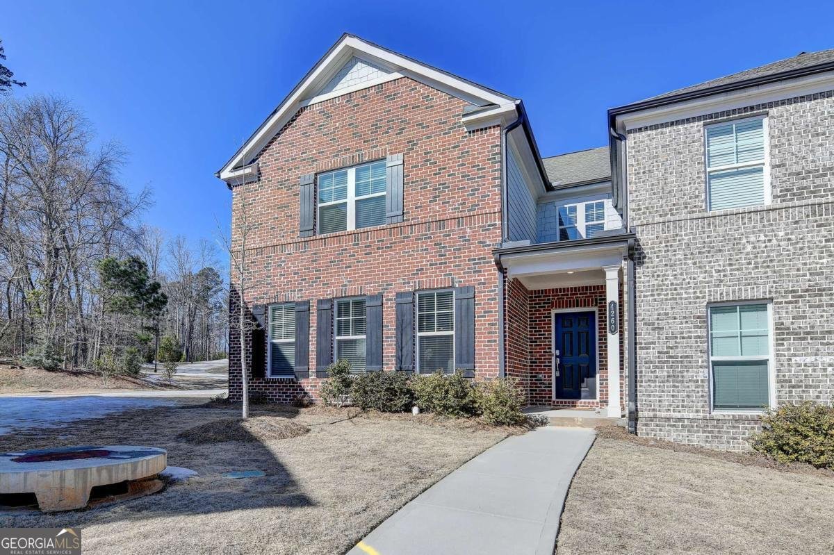 4260 Tifton Lane Sugar Hill - Photo 1