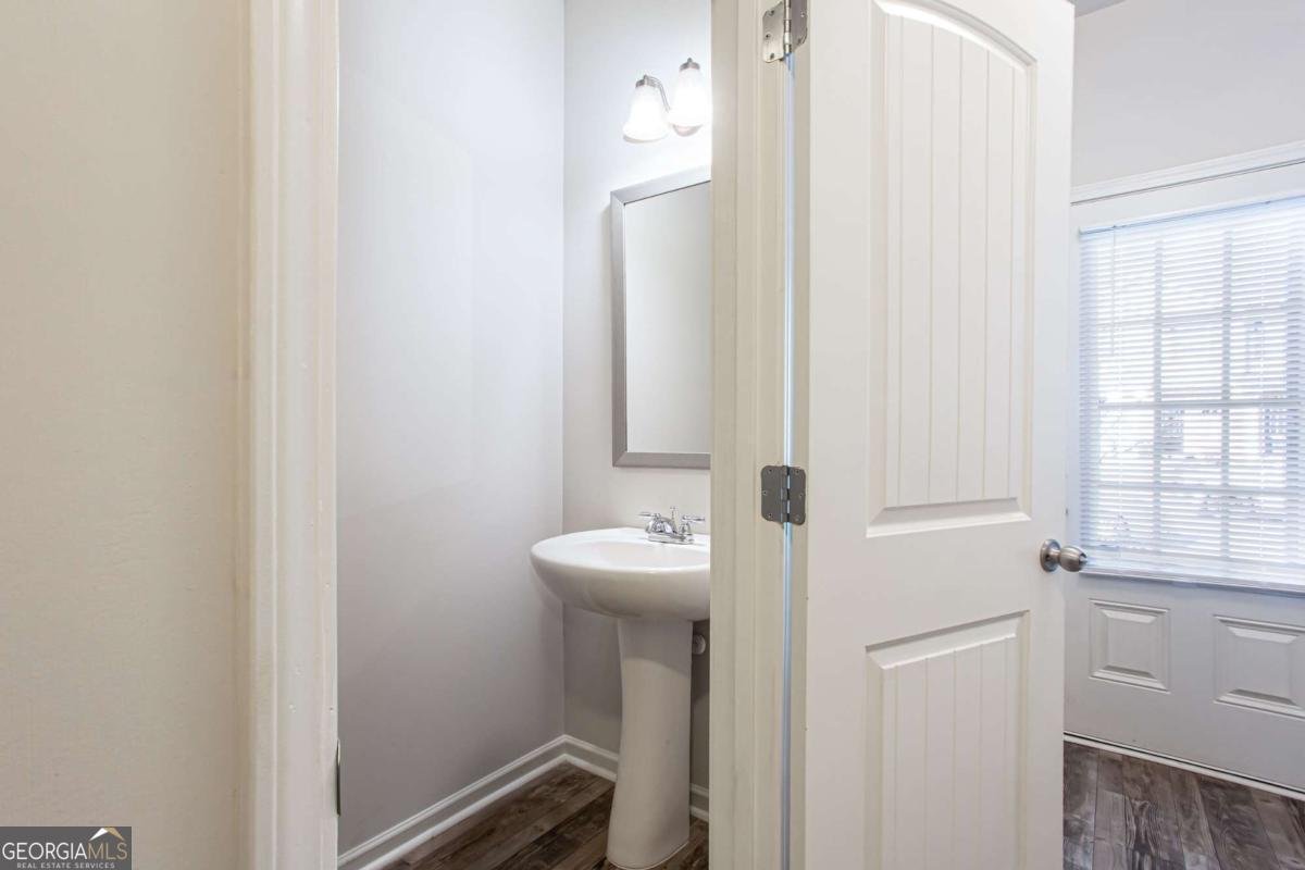 1545 Iris Walk Jonesboro - Photo 11