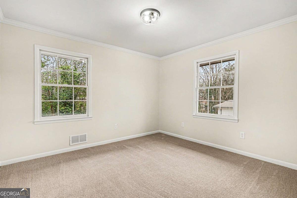 61 Barrett Circle Marietta - Photo 9