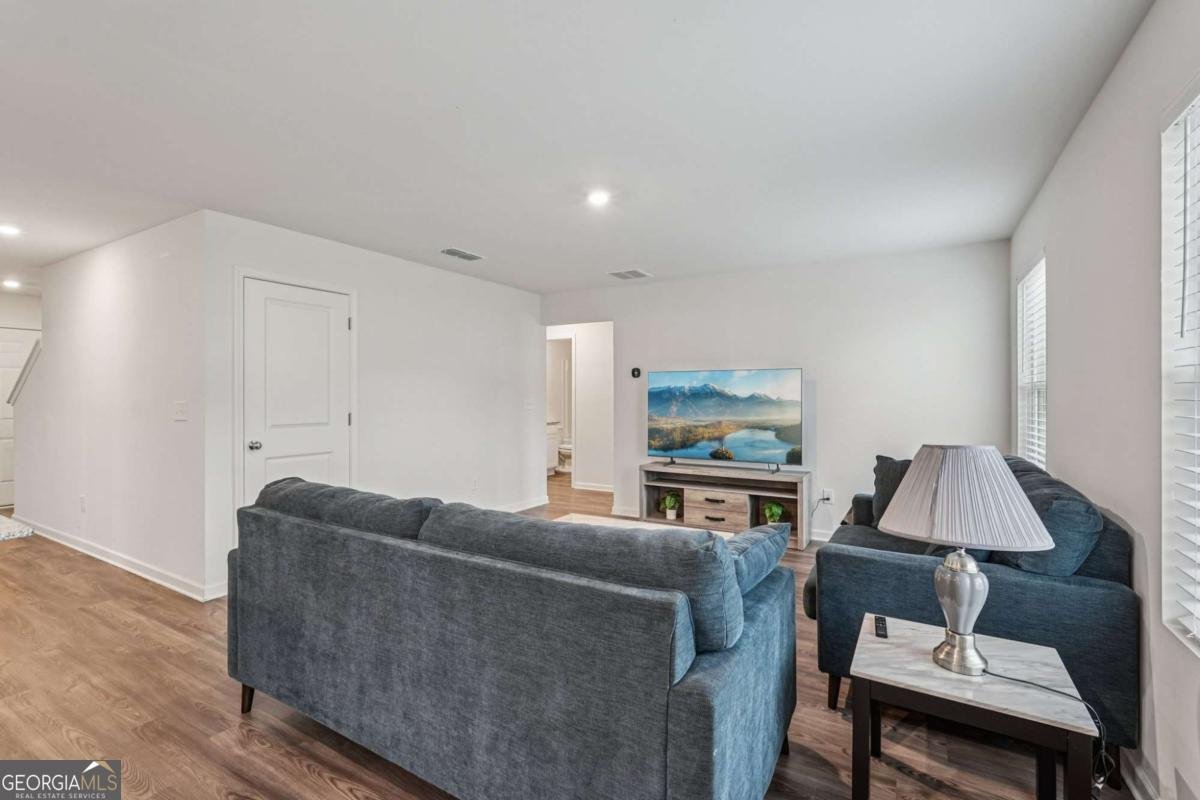 529 Pemberton Street Kingston - Photo 8