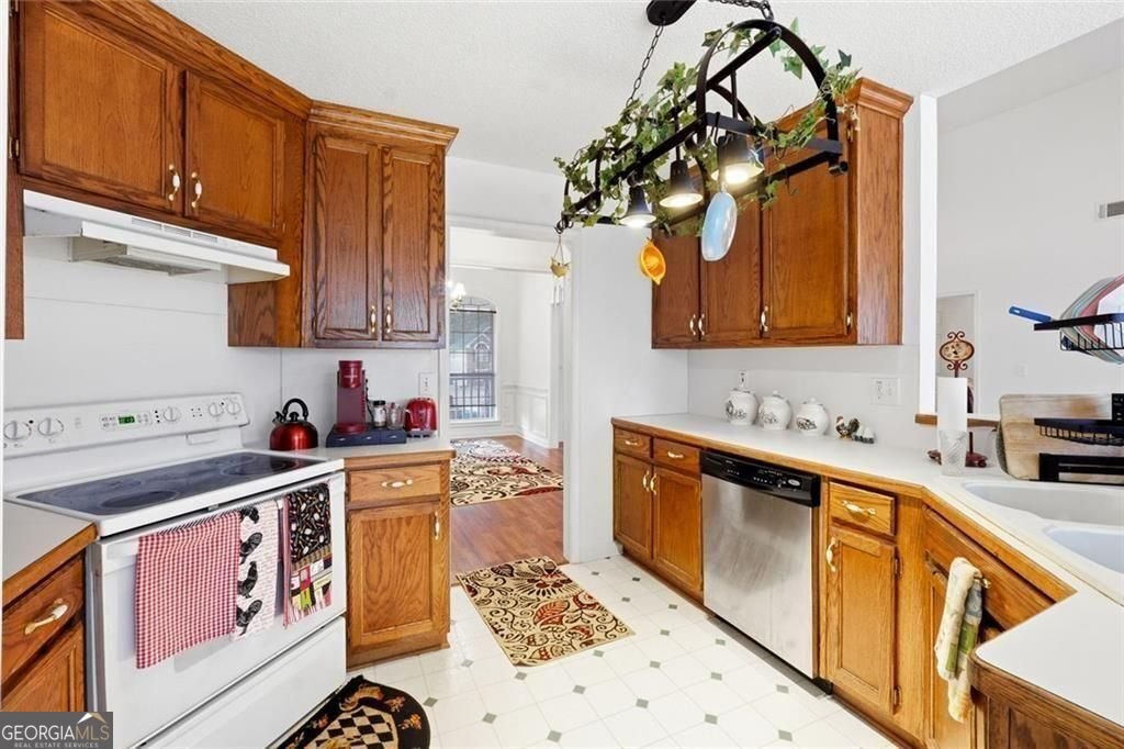 3200 Water Brook Drive Conyers - Photo 9