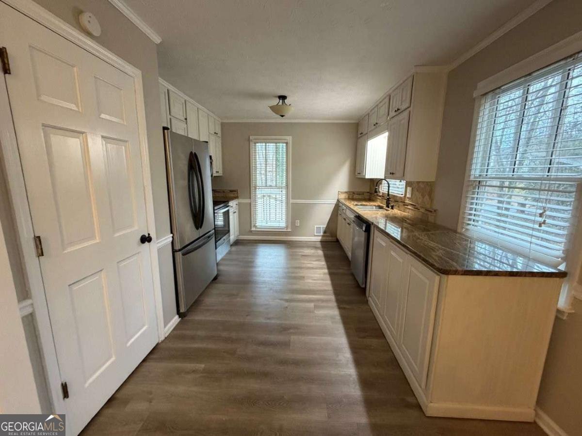 1897 Winding Creek Lane Marietta - Photo 12