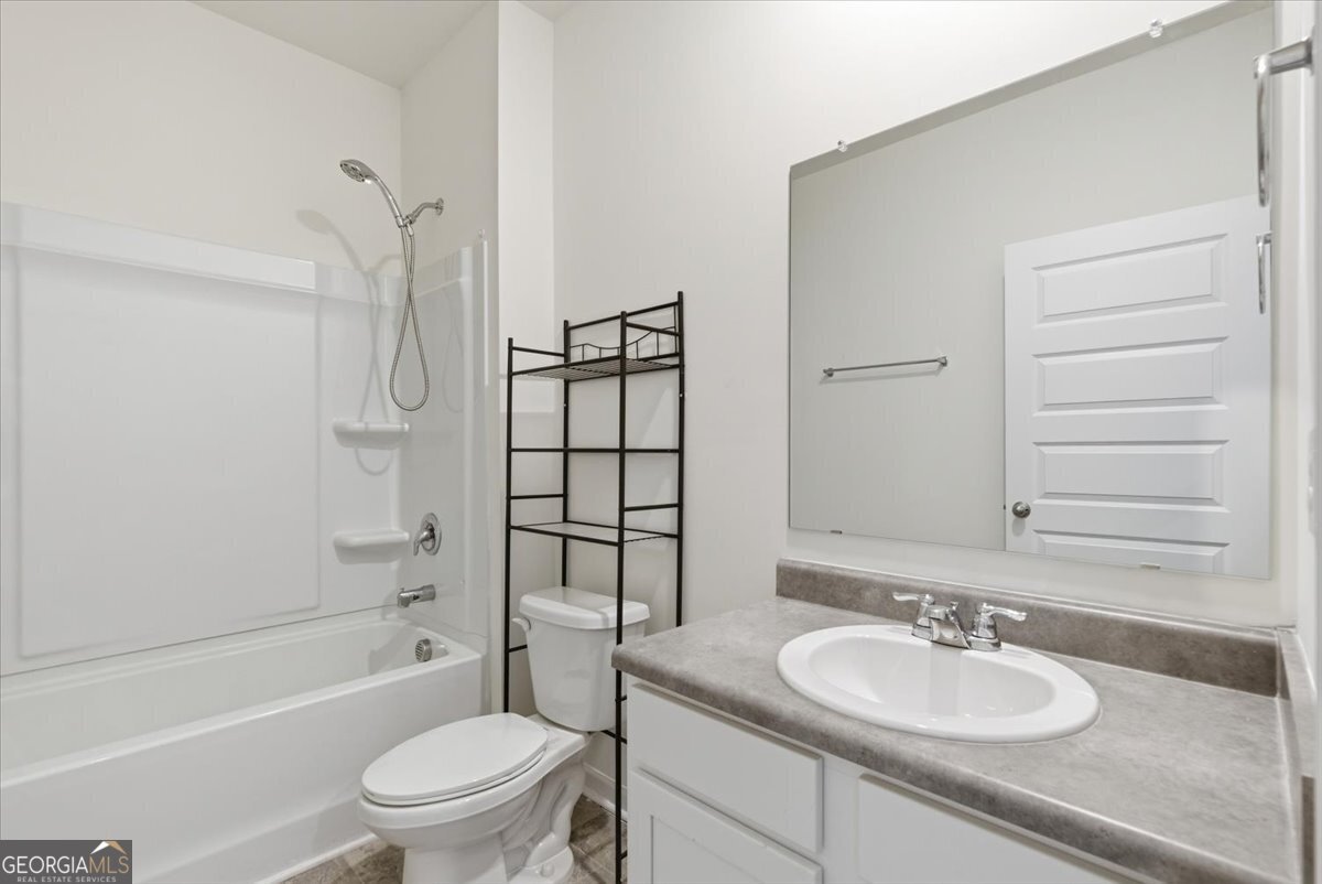 725 Whitman Lane Stockbridge - Photo 6