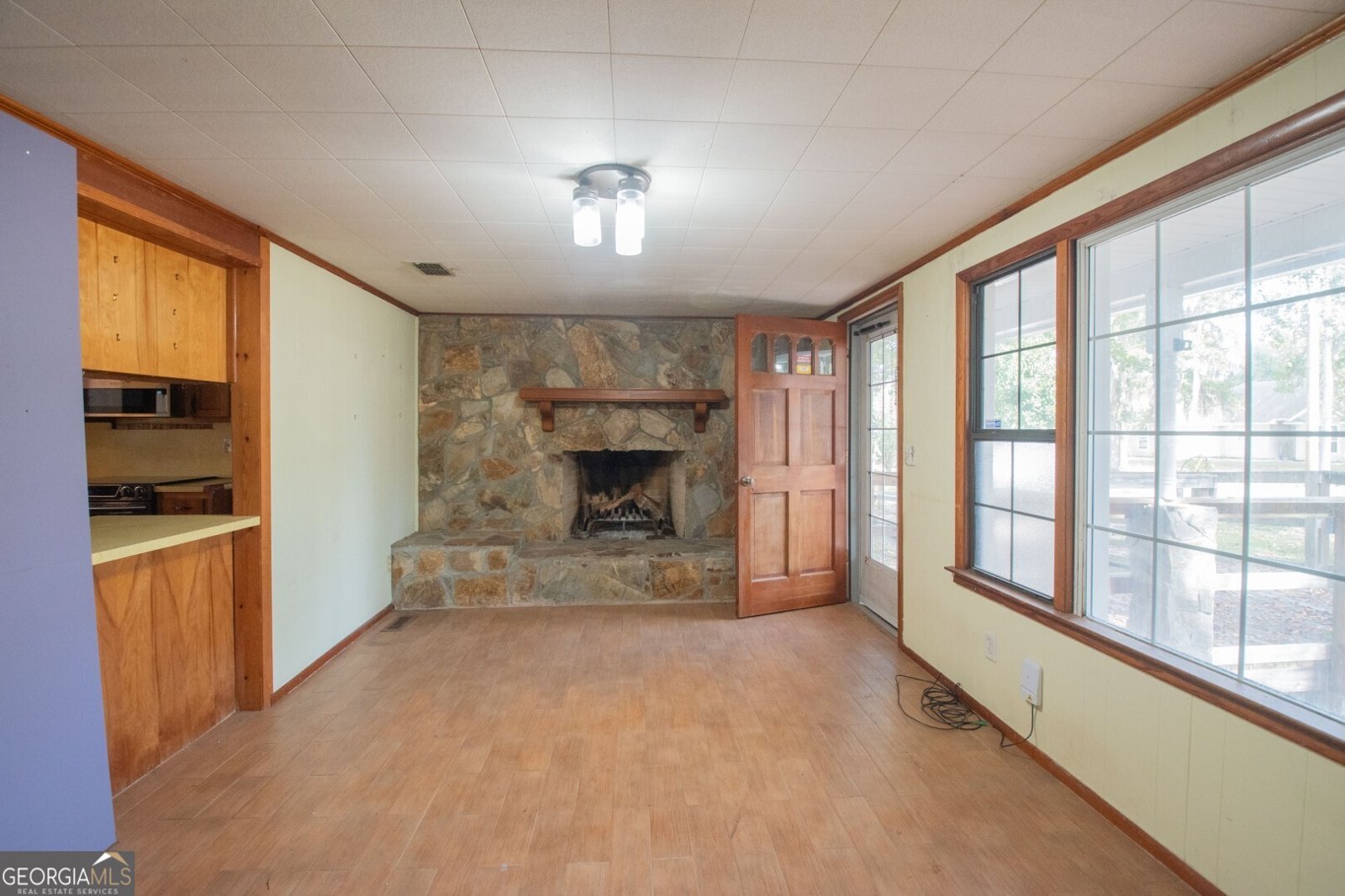 479 Laura Street Kingsland - Photo 6