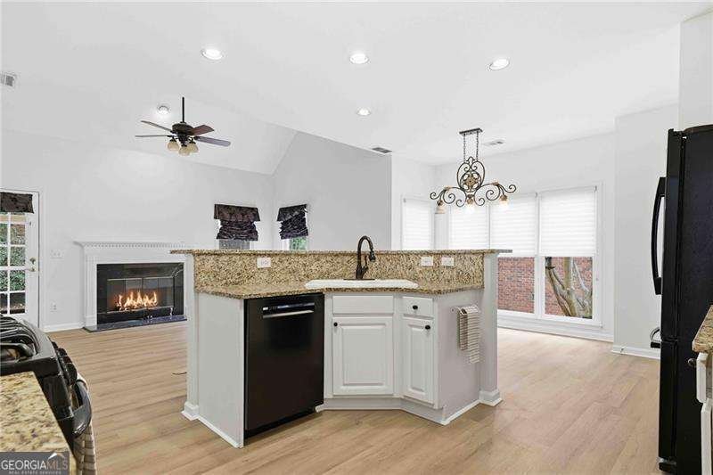 5425 Brooke Ridge Circle Dunwoody - Photo 18