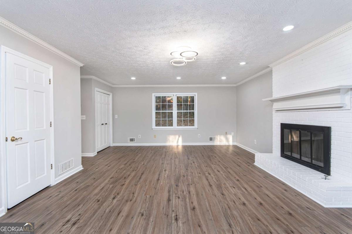 2910 Spring Ridge Circle Snellville - Photo 7