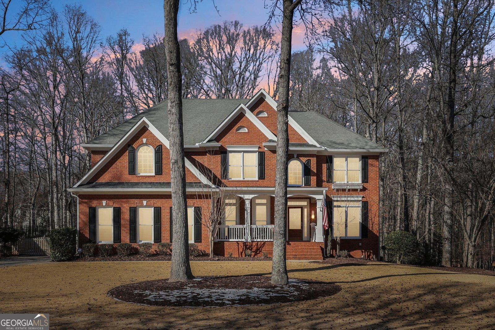 86 Grand Avenue Suwanee - Photo 1