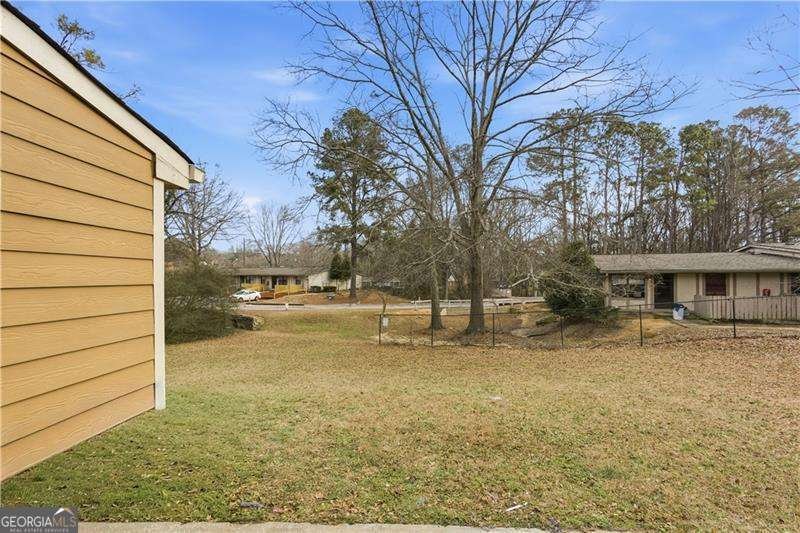 8811 Chase Drive Douglasville - Photo 6