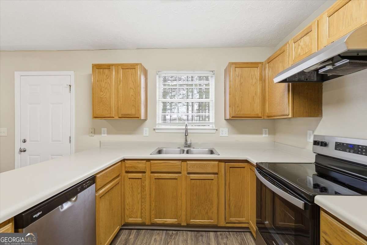 1905 Barnett West Court Buford - Photo 28