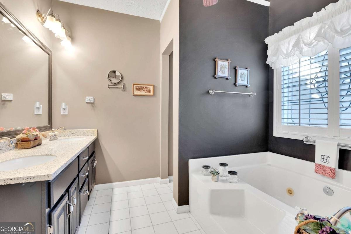 2340 Emerald Drive Loganville - Photo 27