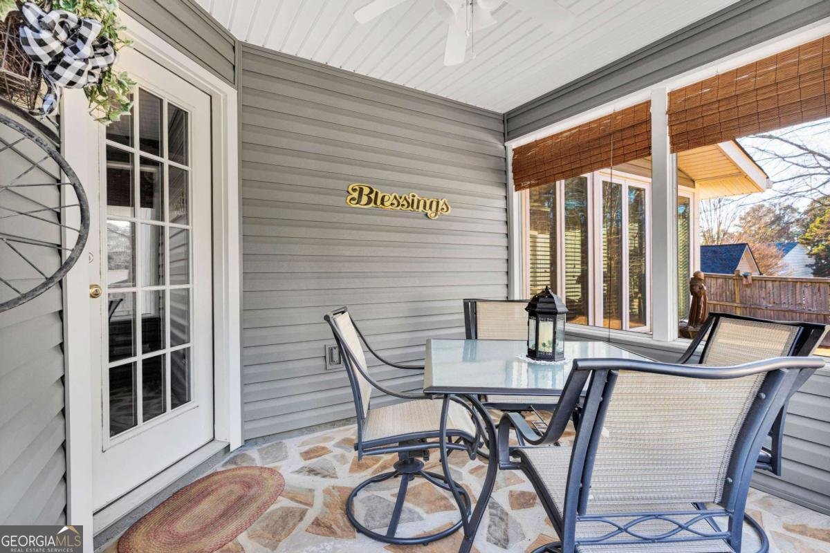 2340 Emerald Drive Loganville - Photo 38