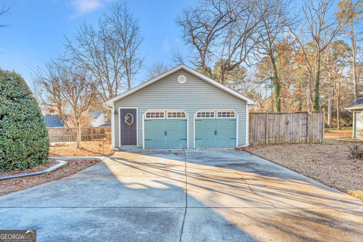 2340 Emerald Drive Loganville - Photo 6