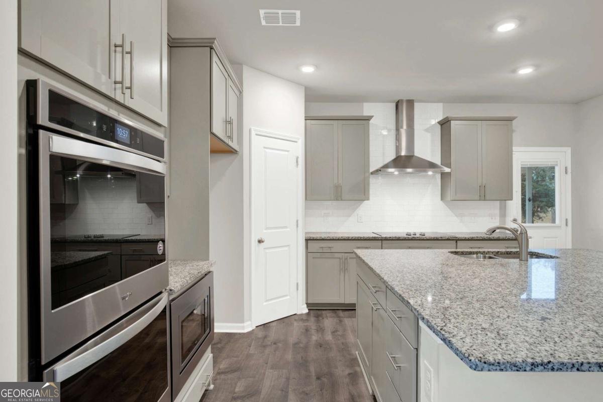 183 Benelli Drive Pooler - Photo 15