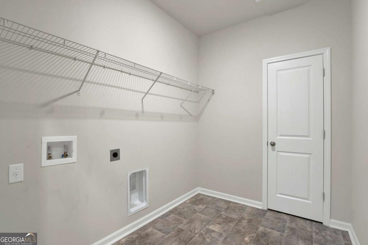 183 Benelli Drive Pooler - Photo 36