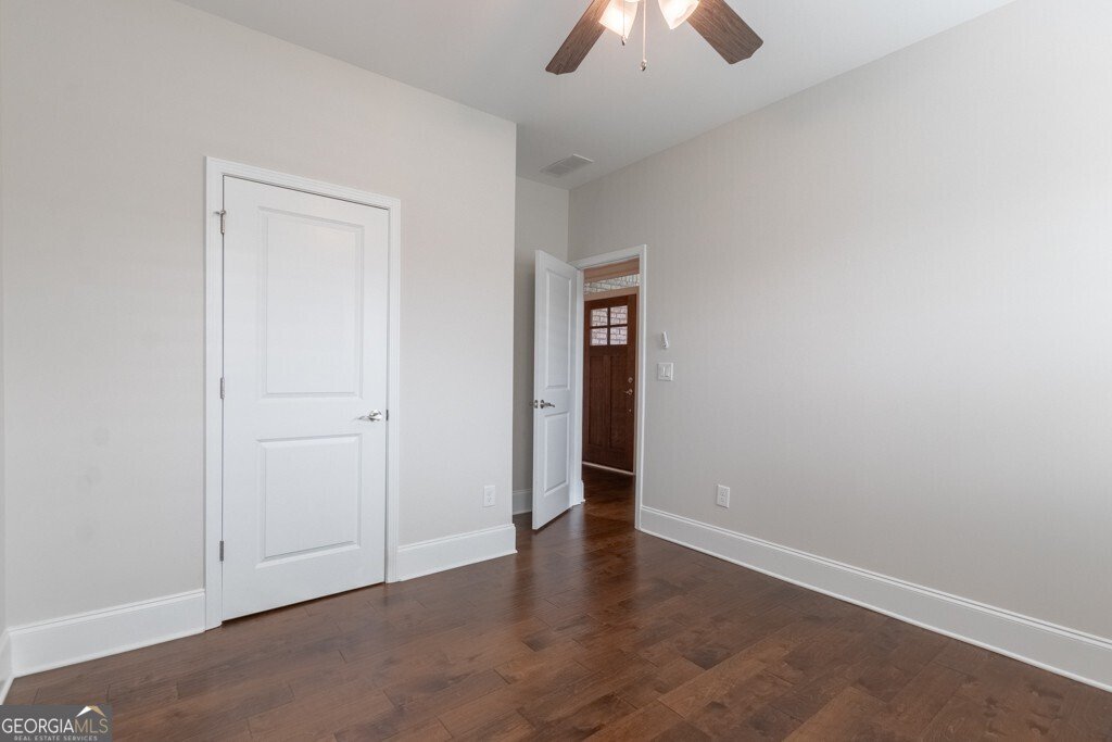 601 Cork Street Woodstock - Photo 36