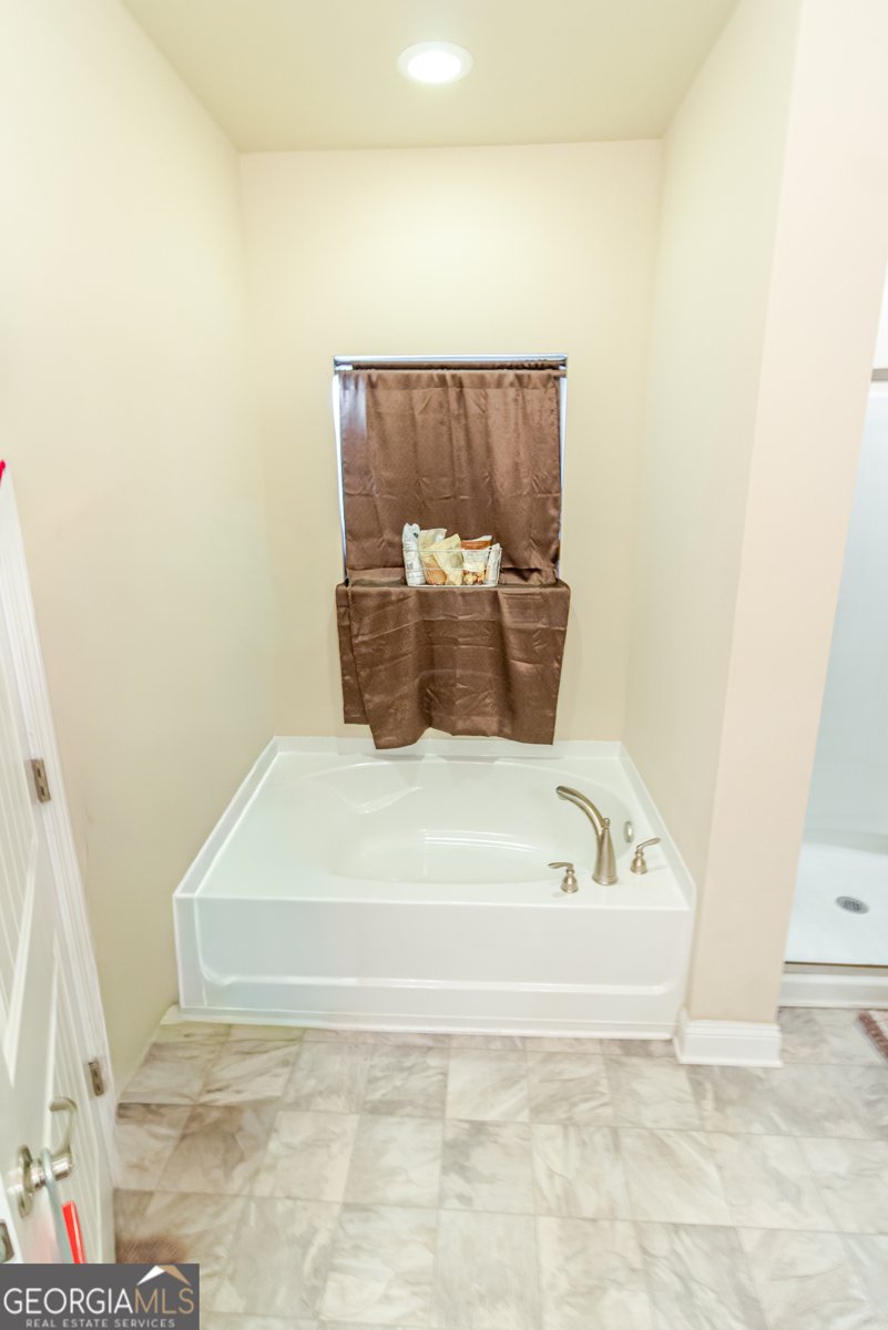 862 Crescent Lane Griffin - Photo 12