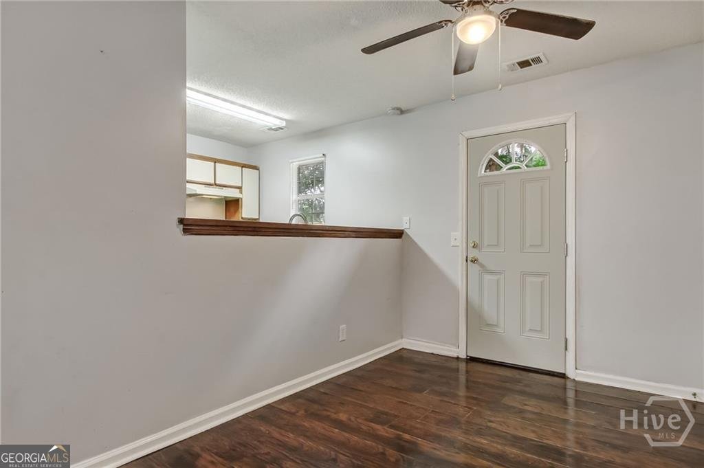 160 Laurelwood Drive Savannah - Photo 9